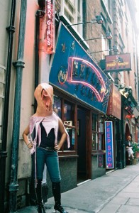 miss-v-headpink